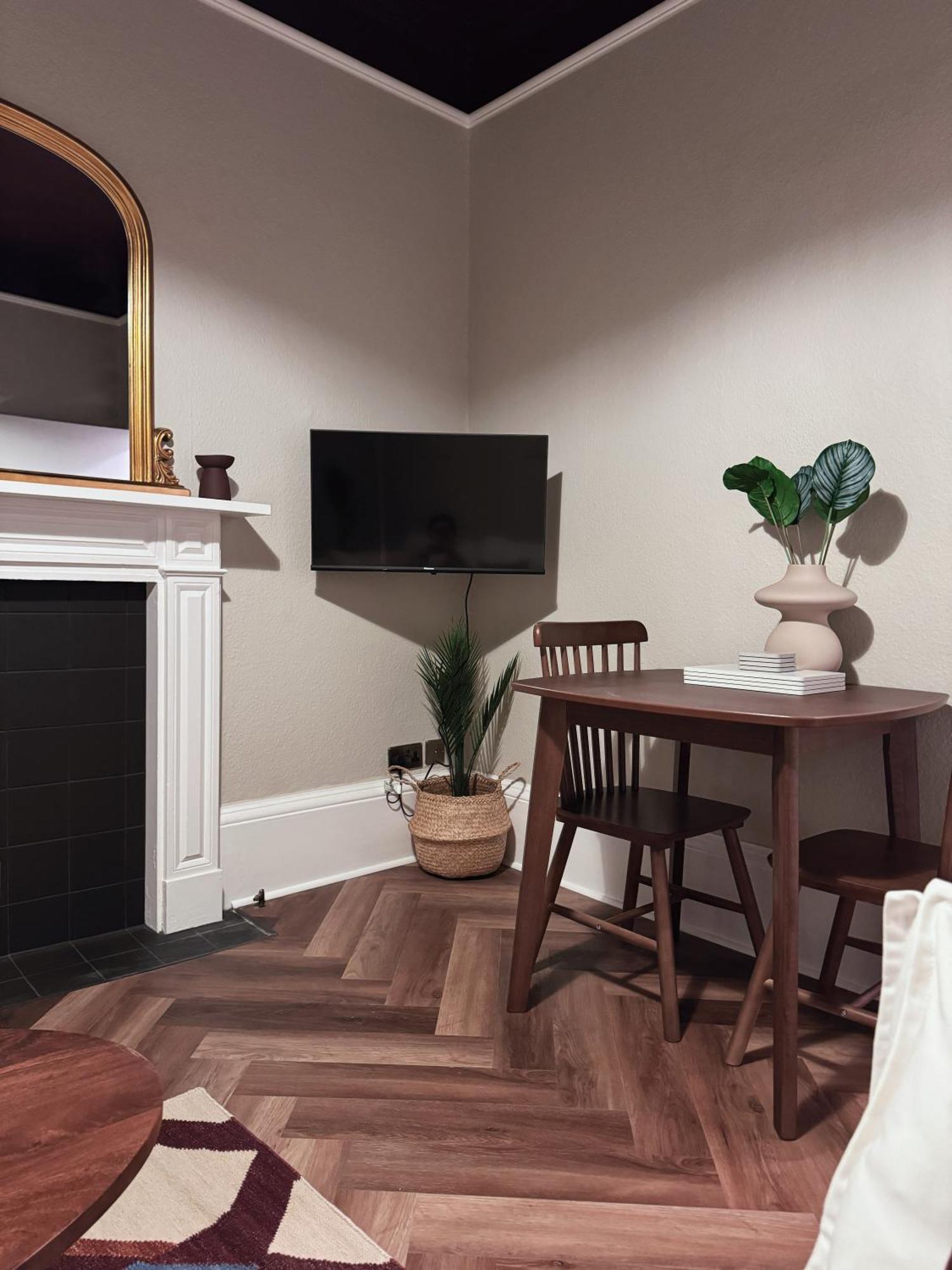 Broad Street Apartment - Central Μπαθ Εξωτερικό φωτογραφία